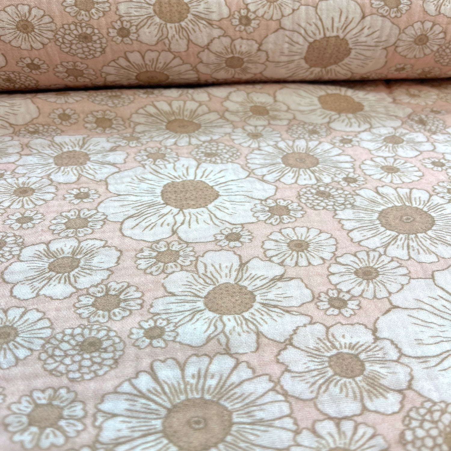 Reststück 0,48m Flower Power - Premium Musselin